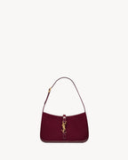 LE 5 À 7 IN PATENT LEATHER
RED WINE