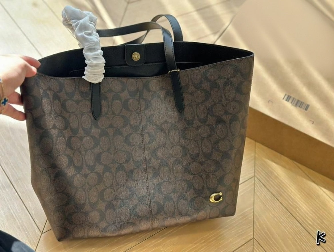 Coach North Tote Bag 32 Dark Brown