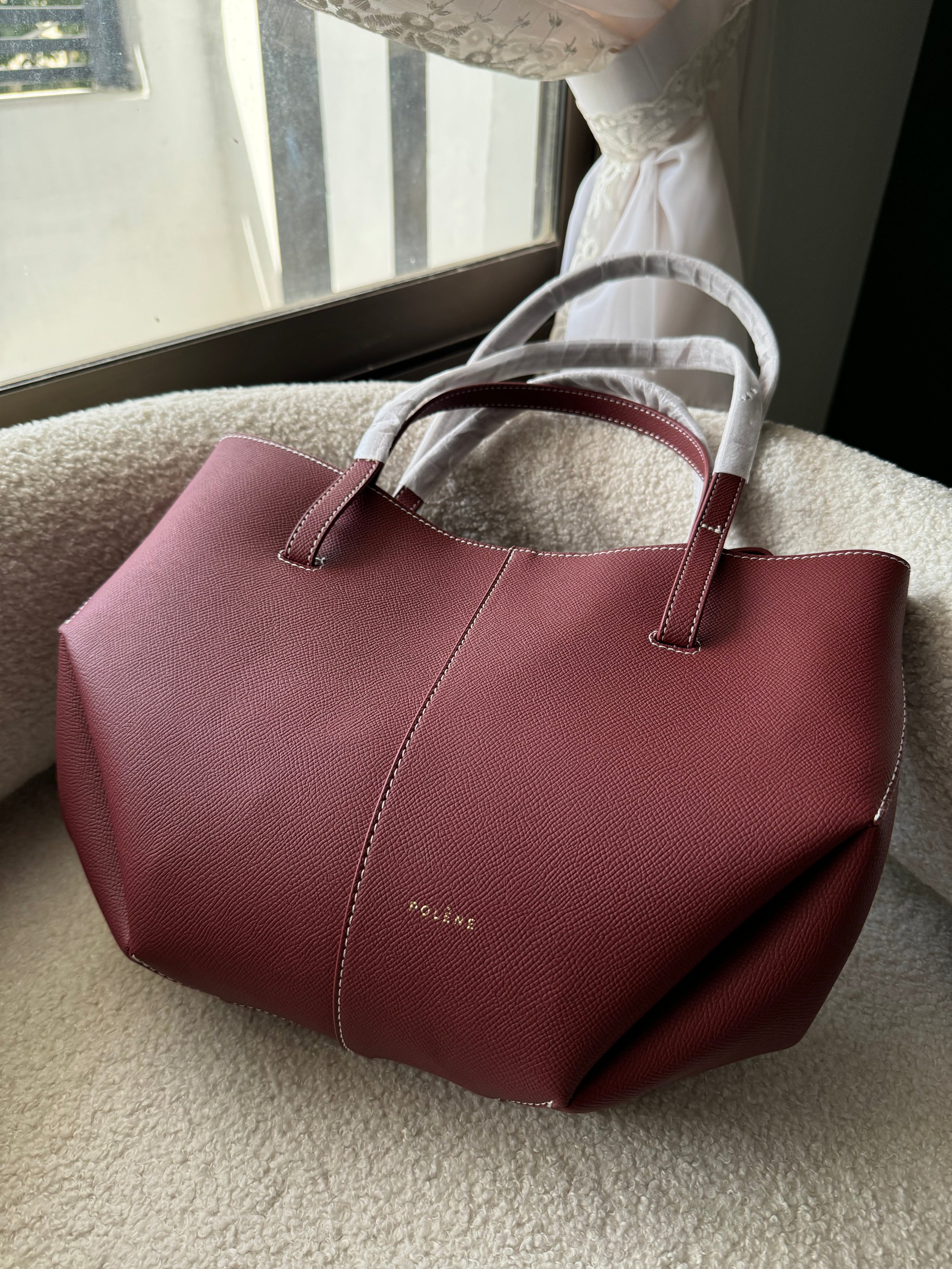 Cyme Mini
EDITION TEXTURED CHERRY