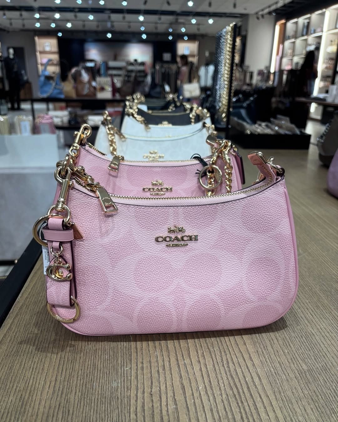 Teri Shoulder Bag pink