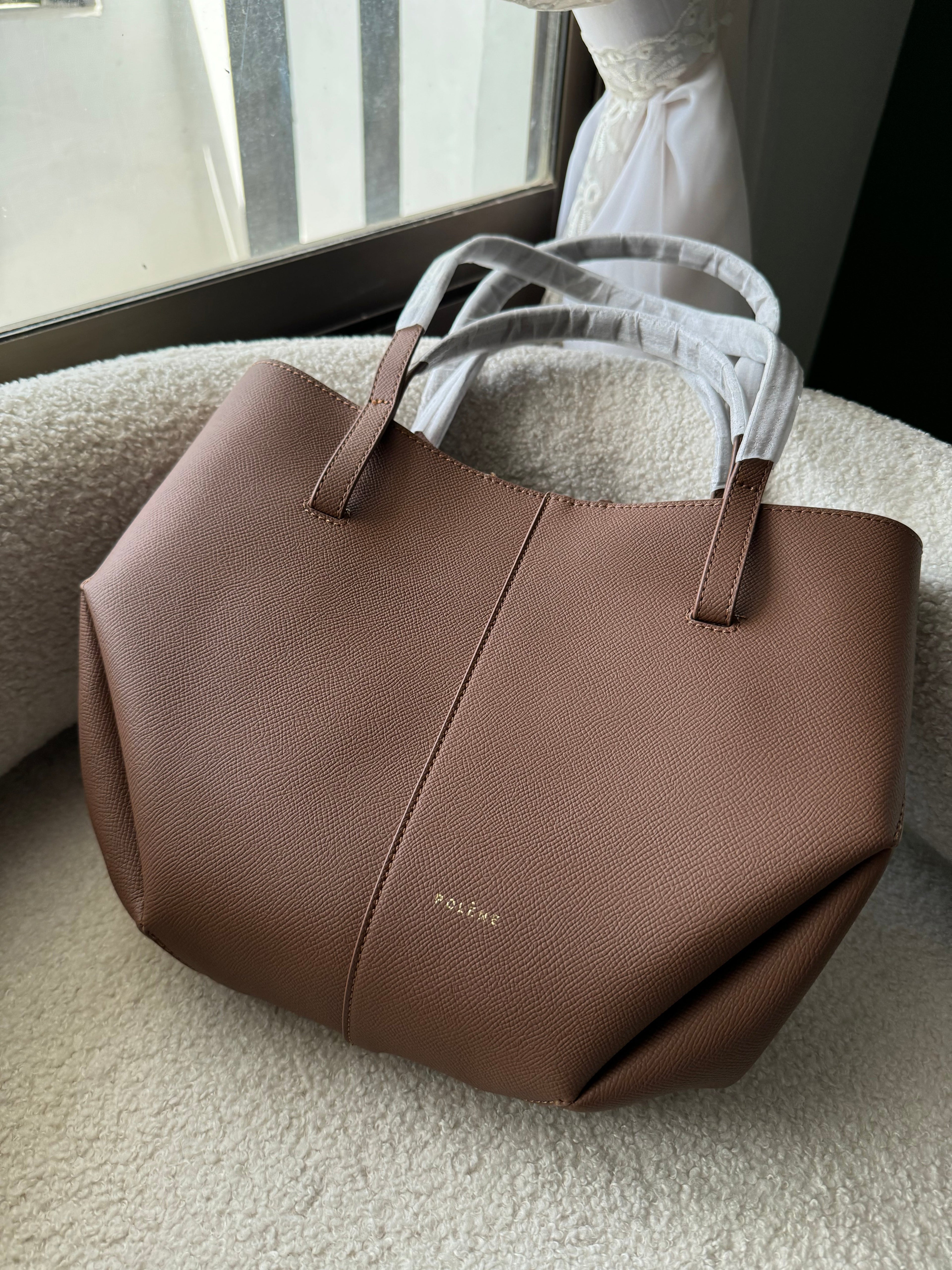 Cyme Mini
EDITION TEXTURED root
