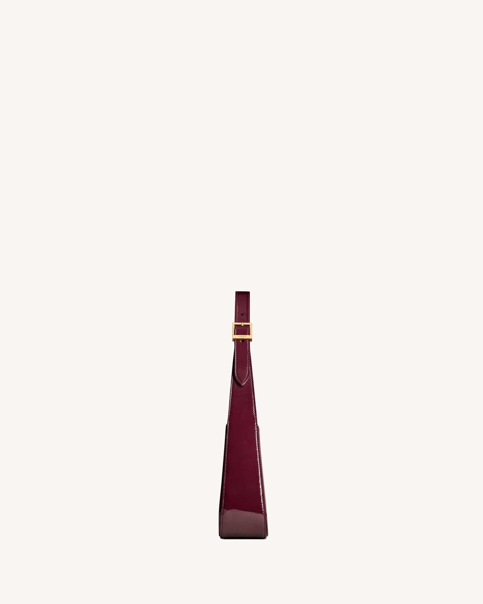 LE 5 À 7 IN PATENT LEATHER
RED WINE