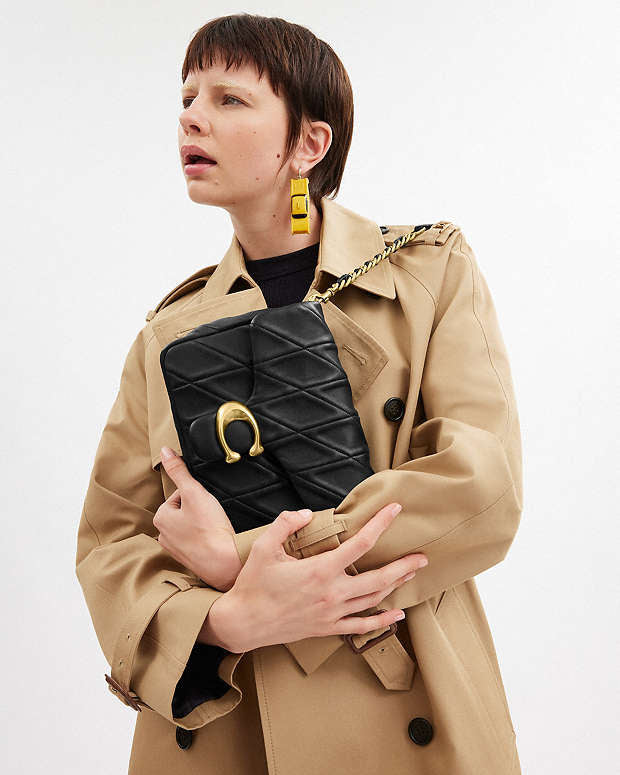 Times Square Tabby 20 Shoulder Bag With Quilting ( black )
