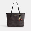 Coach City Tote Bag
In Signature Canvas Coffee