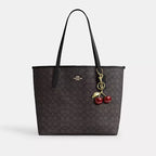 Coach City Tote Bag
In Signature Canvas Coffee